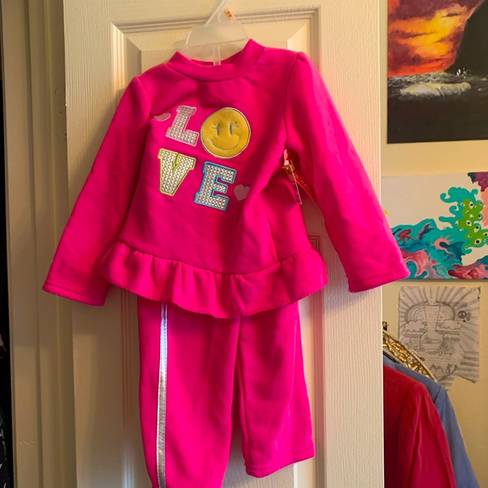 NWT 2b real sweat suit